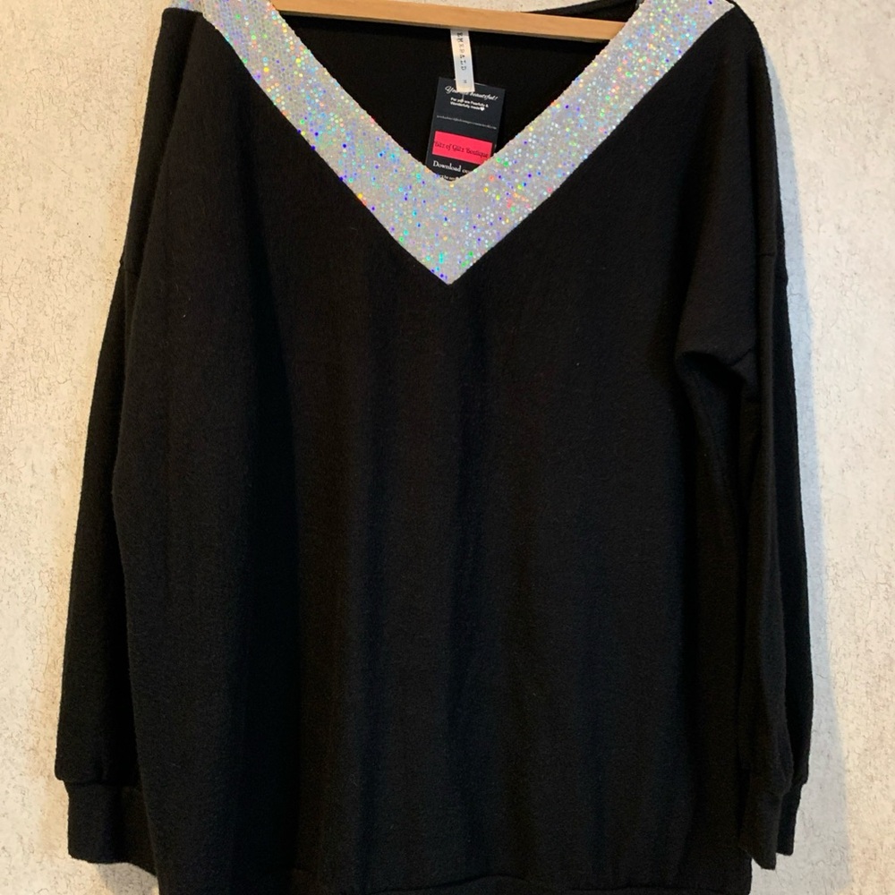 Holiday black Sweater with Holographic Silver V-Neck Medium Loose Fit NWT